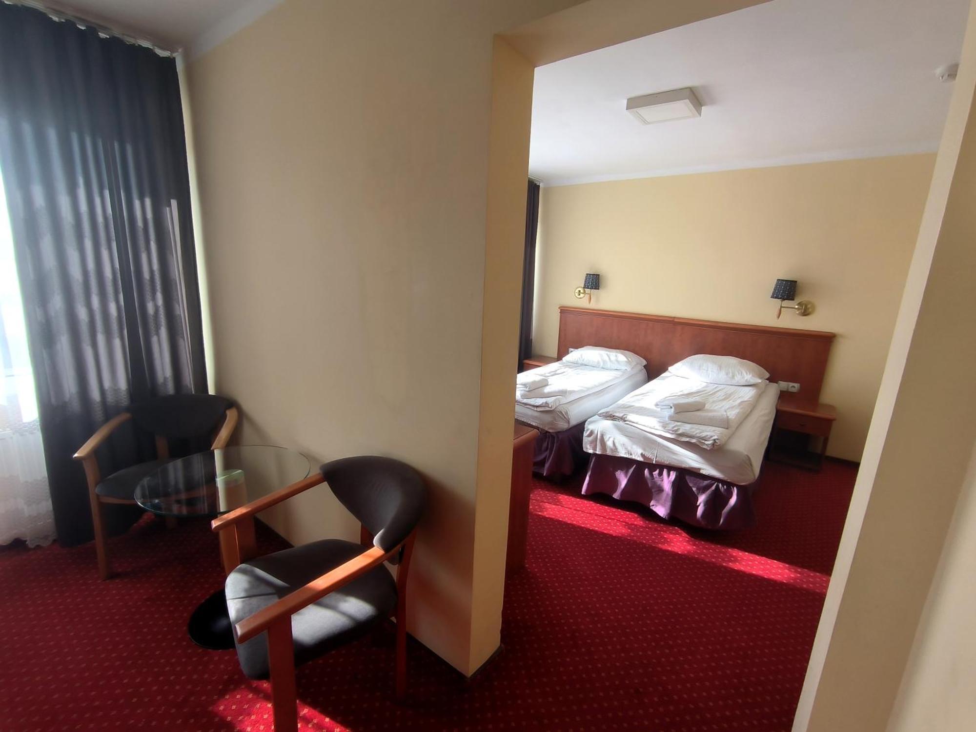 Arkadia Hotel Kielce Ngoại thất bức ảnh